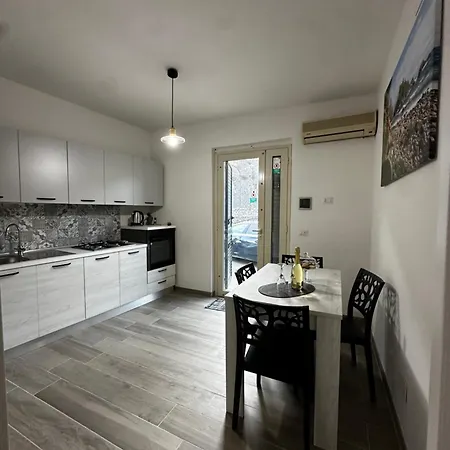Taormina Beach Apartment Buitenkant foto